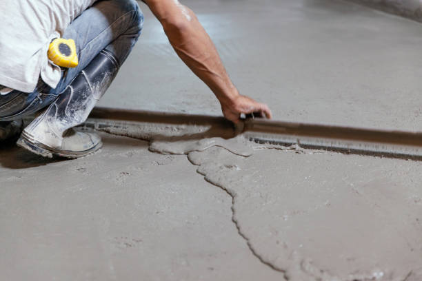 Best Concrete Driveway Installation  in Hartford, WI